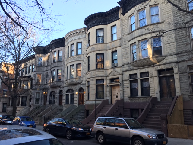 Hamilton_Heights_Brownstones